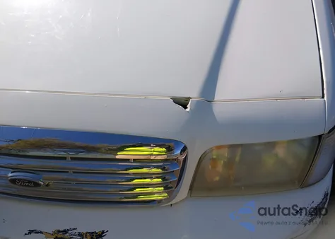 1998 Ford Crown Victoria Police Interceptor z USA, uszkodzony, nr VIN 2FAFP71W4WX172484